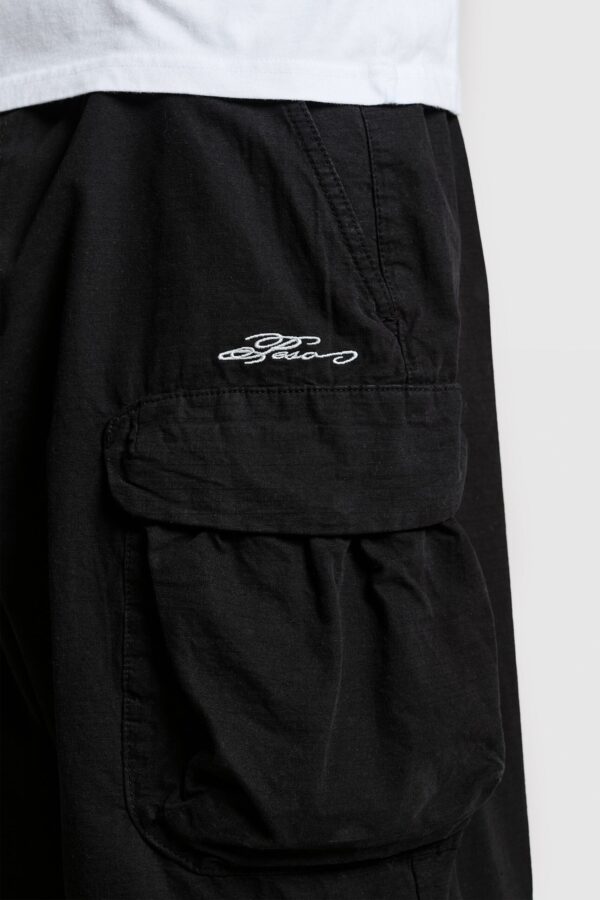 caprena Big Cargo Shorts – Durable & Spacious Outdoor Shorts - Image 6