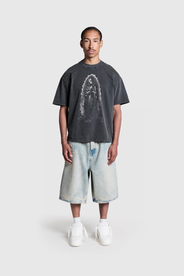 caprena Madonna Tee – Trendy & Comfortable Graphic T-Shirt